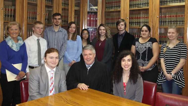 students with Judge David Evans