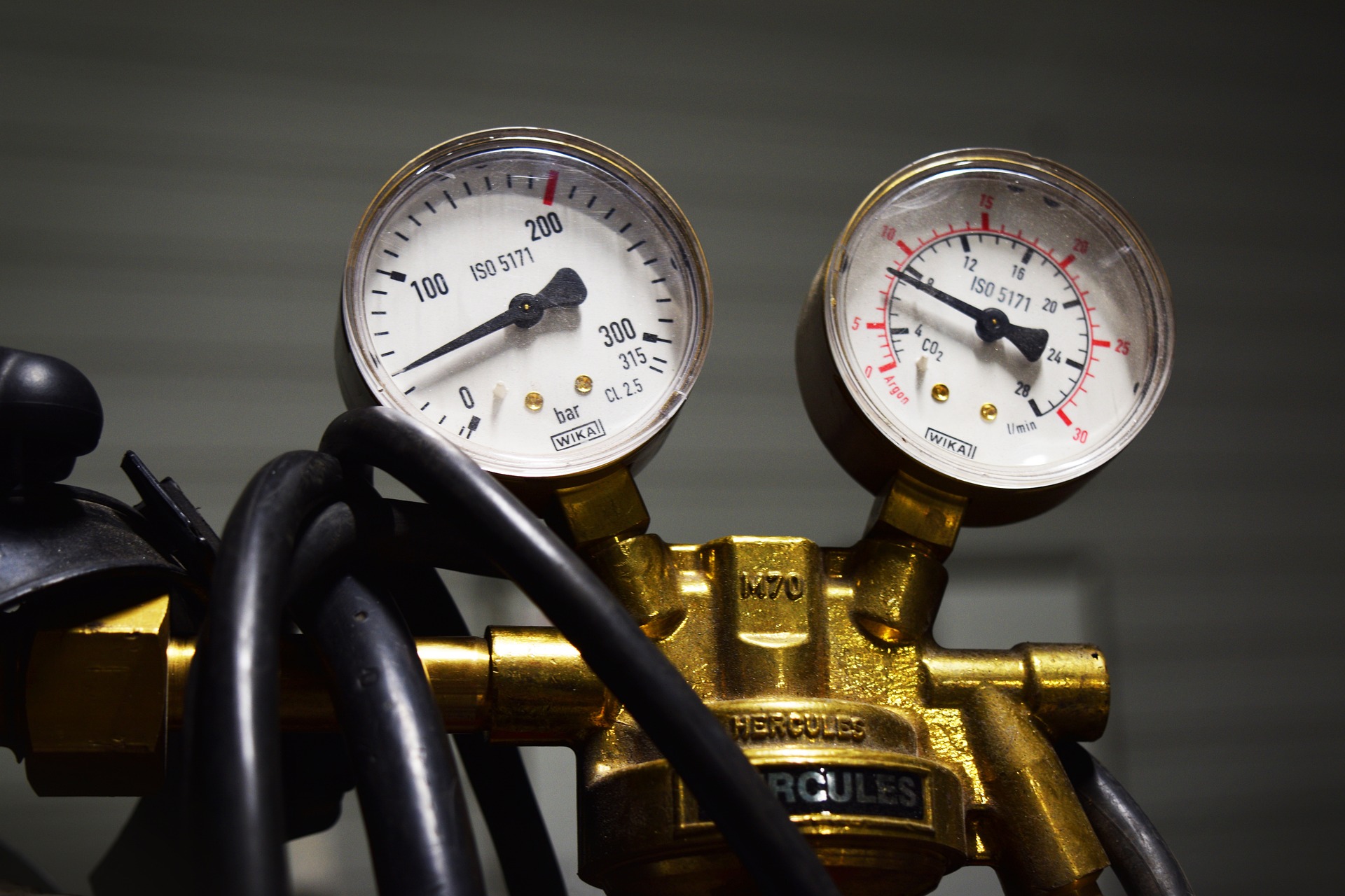 gas reducer