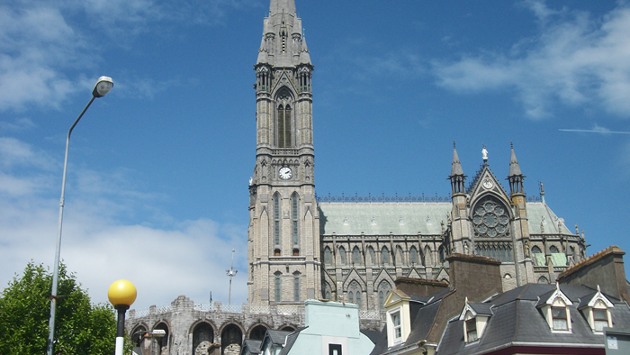 Honors Education Abroad visits St Patricks Cathedral